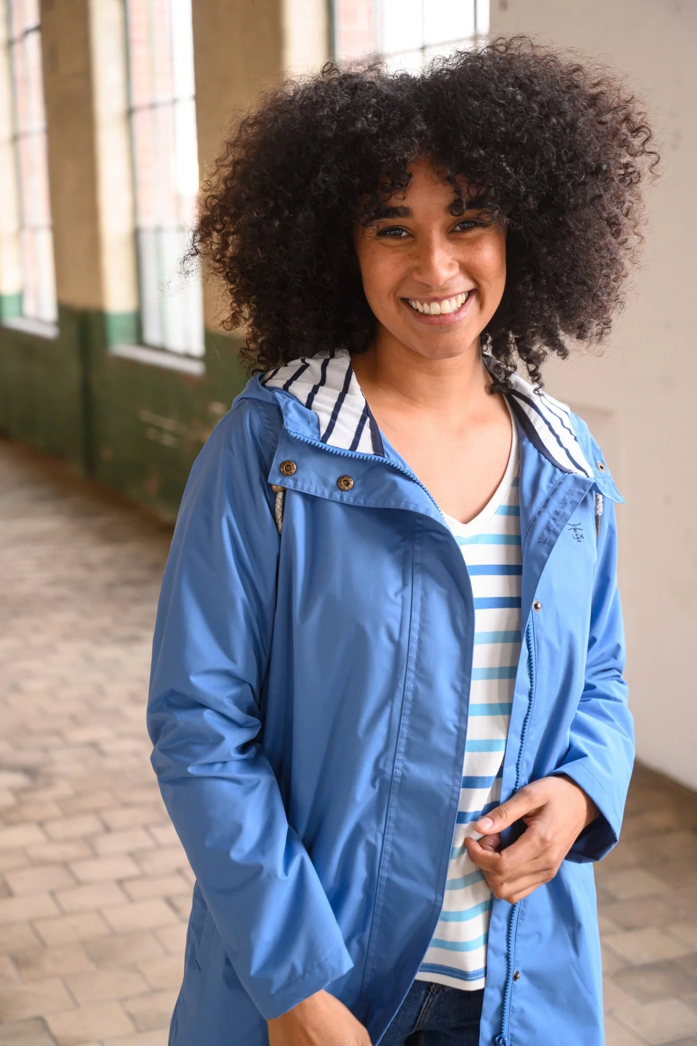 Long Beachcomber Jacket - Marine Blue
