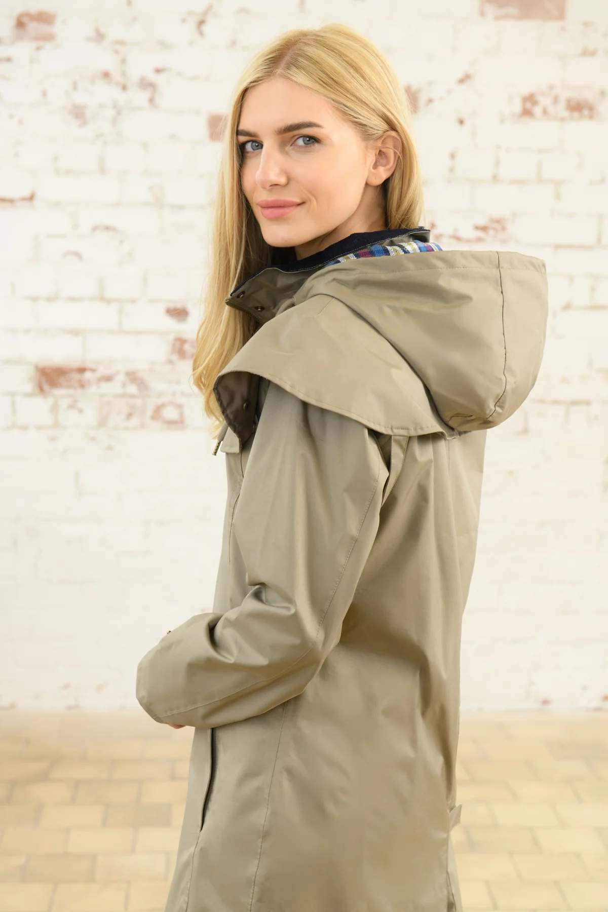 Outrider 3/4 Length Waterproof Raincoat - Fawn - Image 8